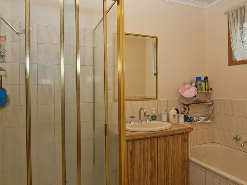 38 Arthur Phillip Drive, Endeavour Hills VIC 3802