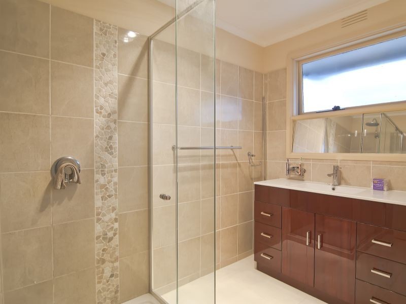 18 Nicholas Street, Keysborough VIC 3173