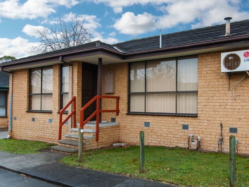 2/9 Dunblane Road, Noble Park VIC 3174