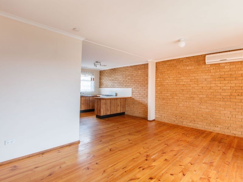 2/9 Dunblane Road, Noble Park VIC 3174