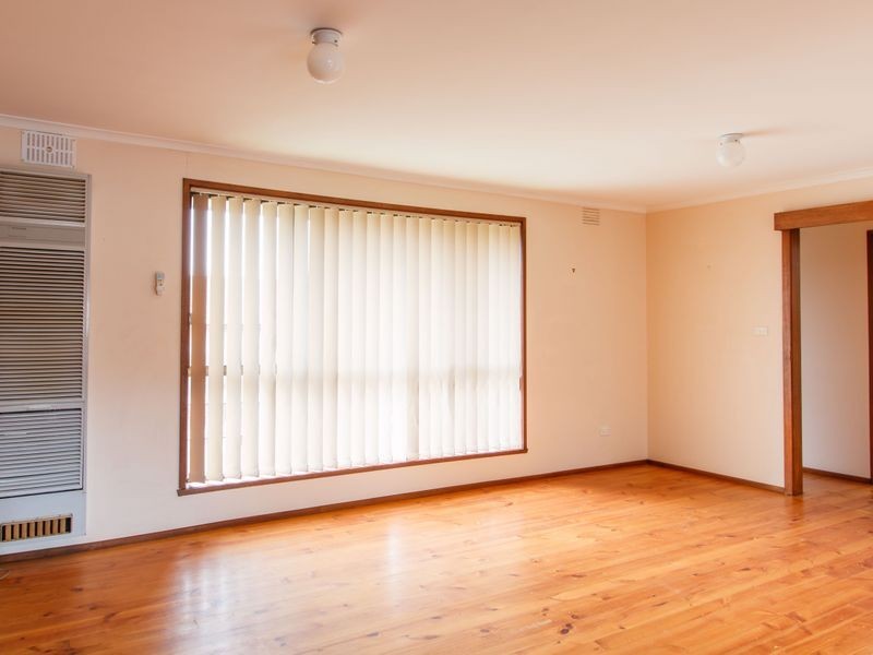 2/9 Dunblane Road, Noble Park VIC 3174