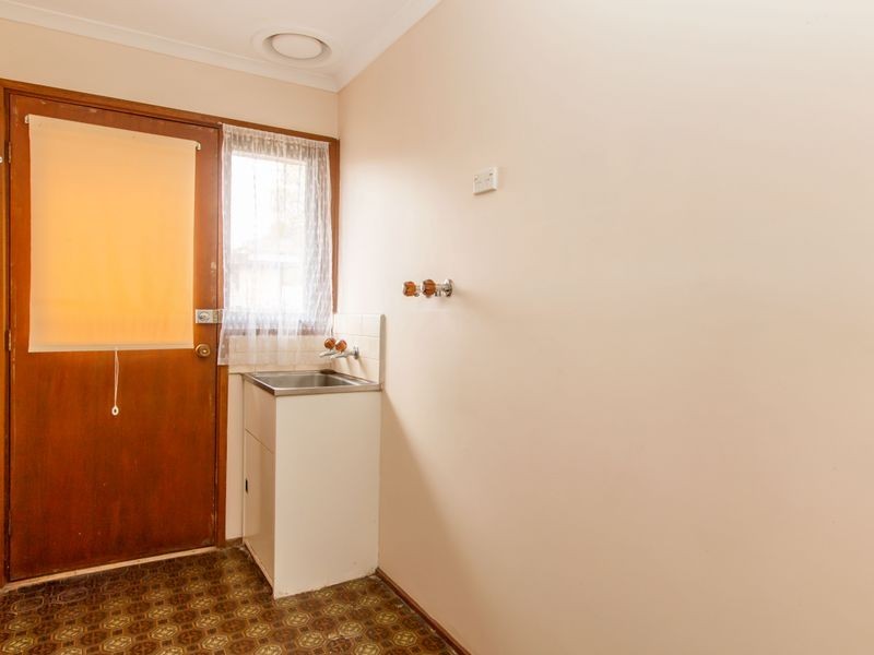 2/9 Dunblane Road, Noble Park VIC 3174