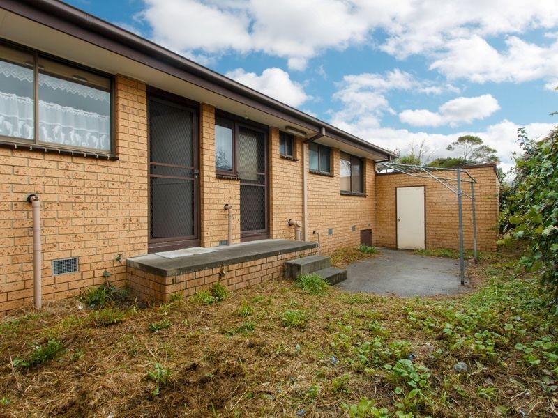 2/9 Dunblane Road, Noble Park VIC 3174