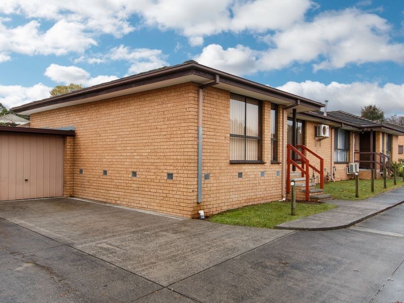 2/9 Dunblane Road, Noble Park VIC 3174