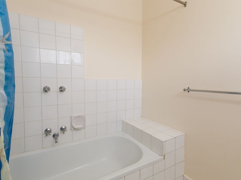 8/30 Kelvinside Road, Noble Park VIC 3174