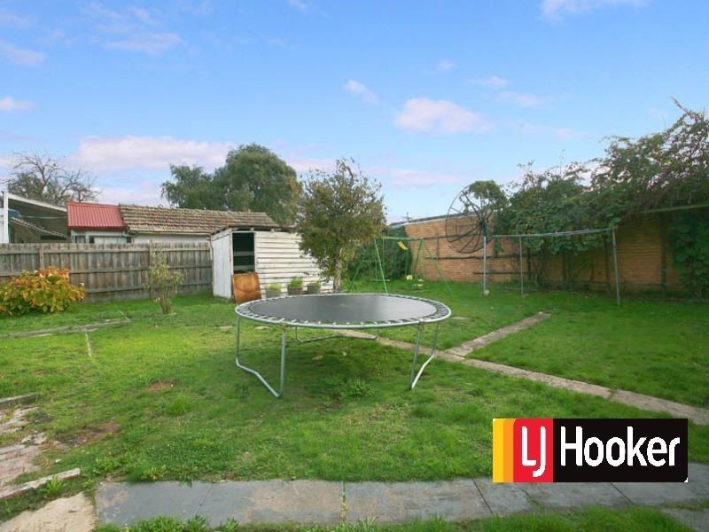 40 Gladstone Road, Dandenong VIC 3175