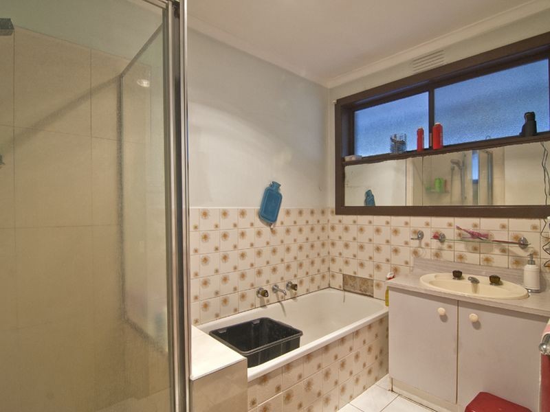 1/2 George Street, Noble Park VIC 3174