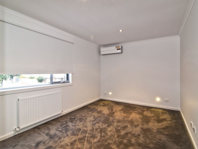 68 Leonard Avenue, Noble Park VIC 3174