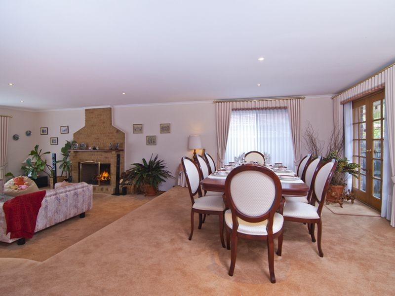 10 Finchley Court, Endeavour Hills VIC 3802