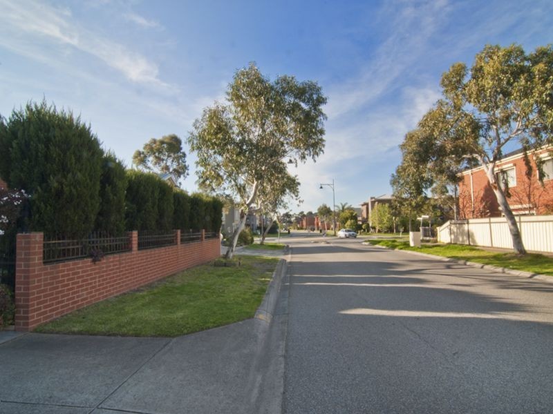 4 Stanford Avenue, Keysborough VIC 3173