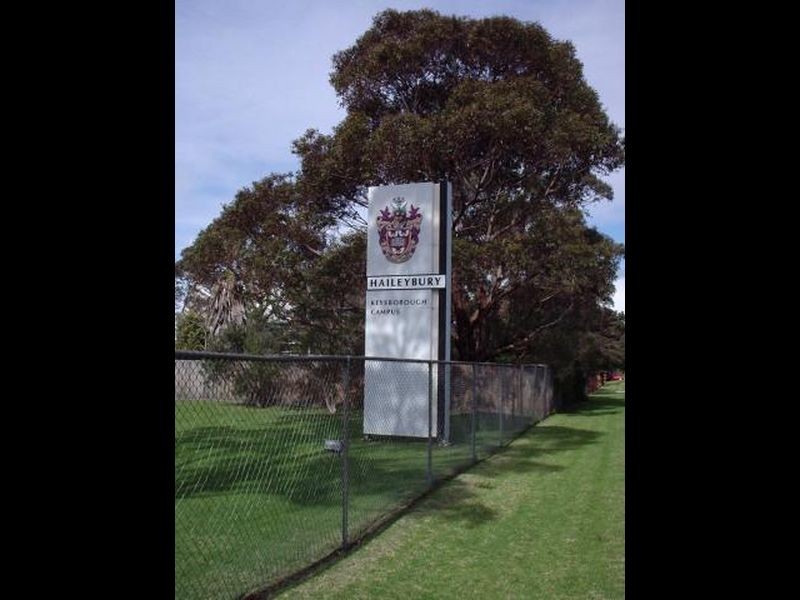 4 Stanford Avenue, Keysborough VIC 3173