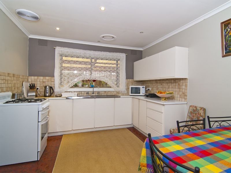 3/25-27 Henderson Road, Keysborough VIC 3173