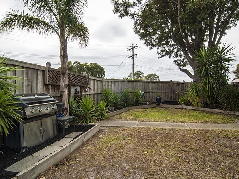 7 Liverpool Drive, Keysborough VIC 3173