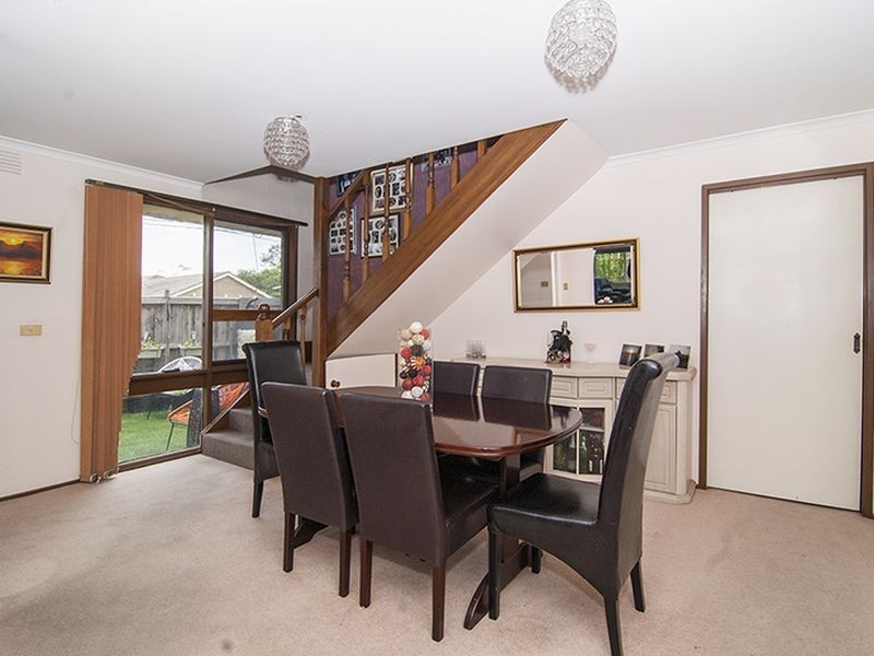 7 Liverpool Drive, Keysborough VIC 3173