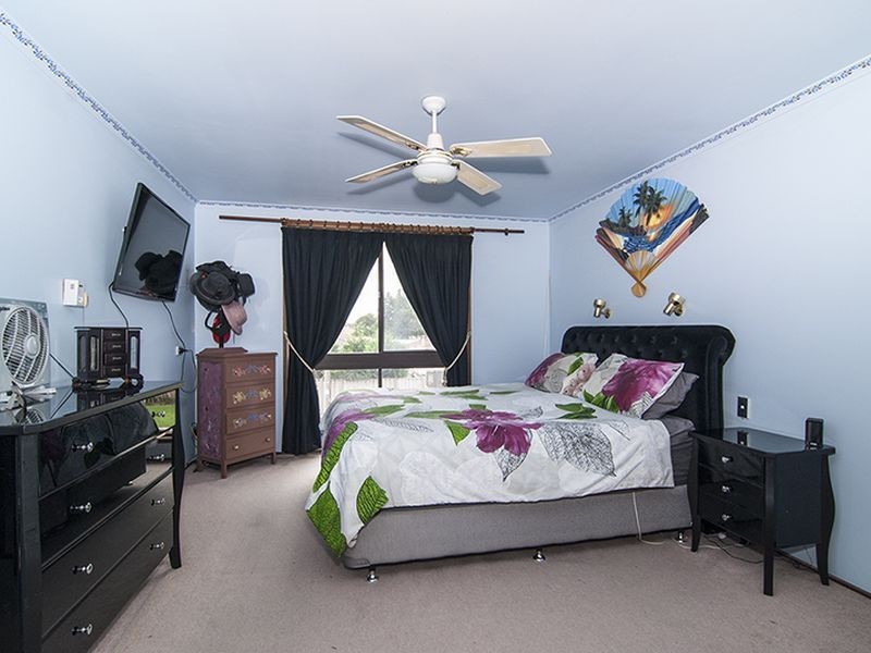 7 Liverpool Drive, Keysborough VIC 3173