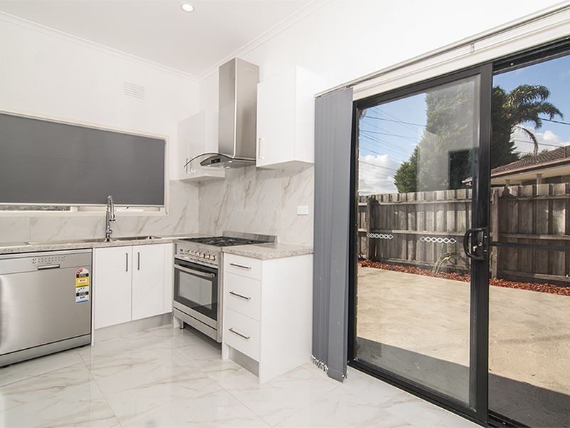 1/154 Athol Road, Springvale South VIC 3172