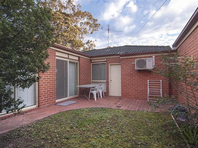 2/15 Nockolds Crescent, Noble Park VIC 3174
