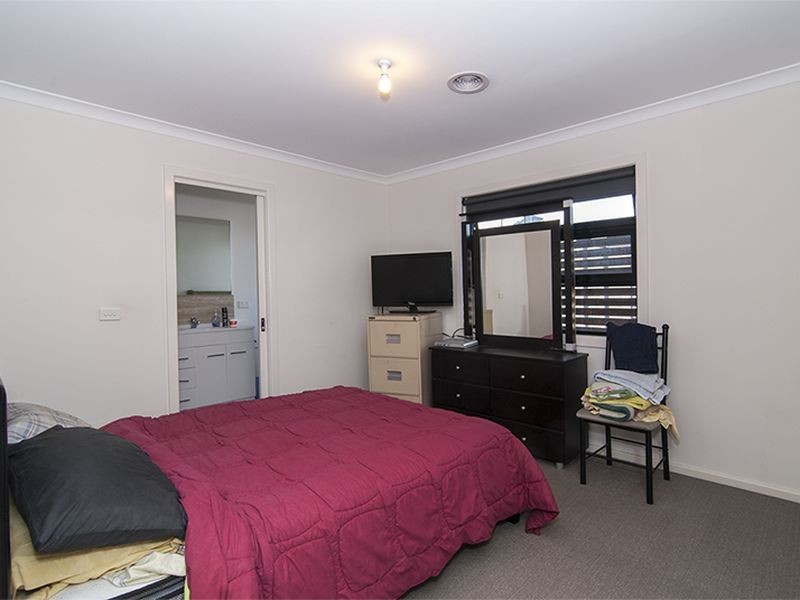 2/17 Knox Street, Noble Park VIC 3174