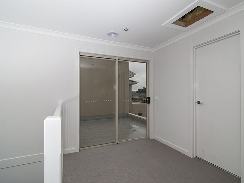 3/21 Wall Street, Noble Park VIC 3174