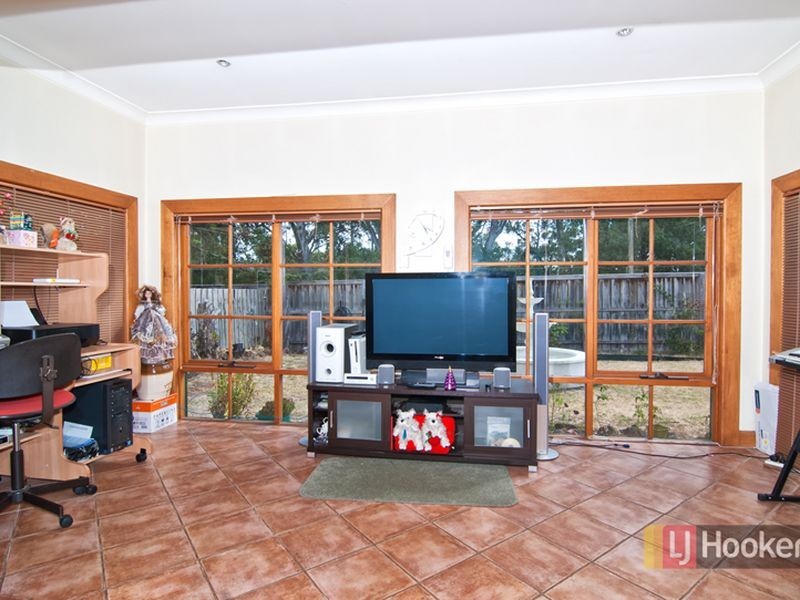 12 Mons Parade, Noble Park VIC 3174