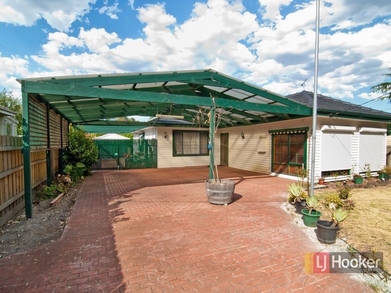 12 Mons Parade, Noble Park VIC 3174