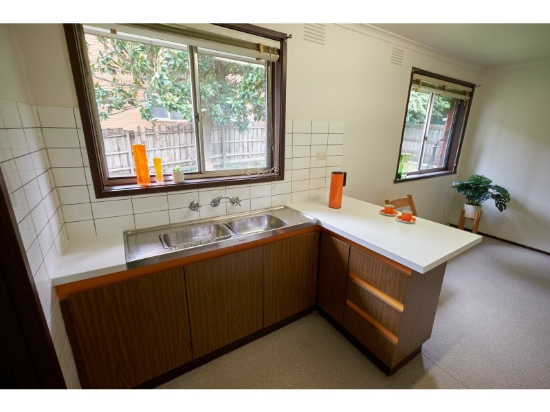 2/11 Larbert Road, Noble Park VIC 3174