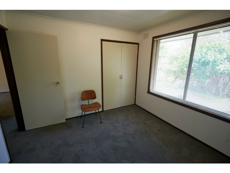 2/11 Larbert Road, Noble Park VIC 3174