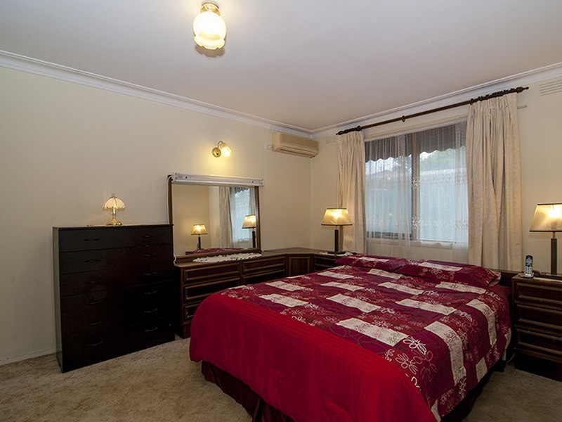 14 Digby Court, Springvale South VIC 3172