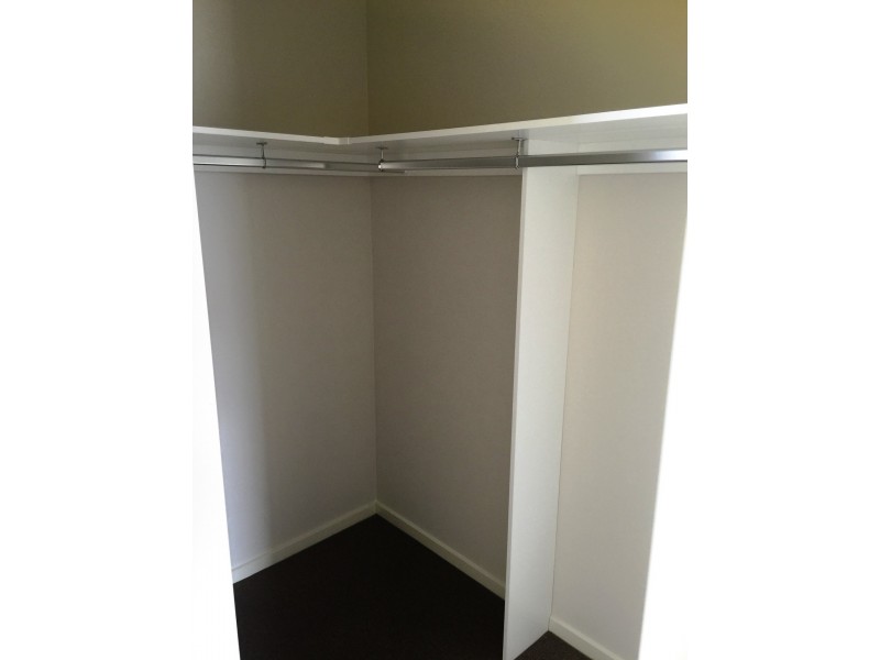 27 Curved Trunk Road, Officer VIC 3809