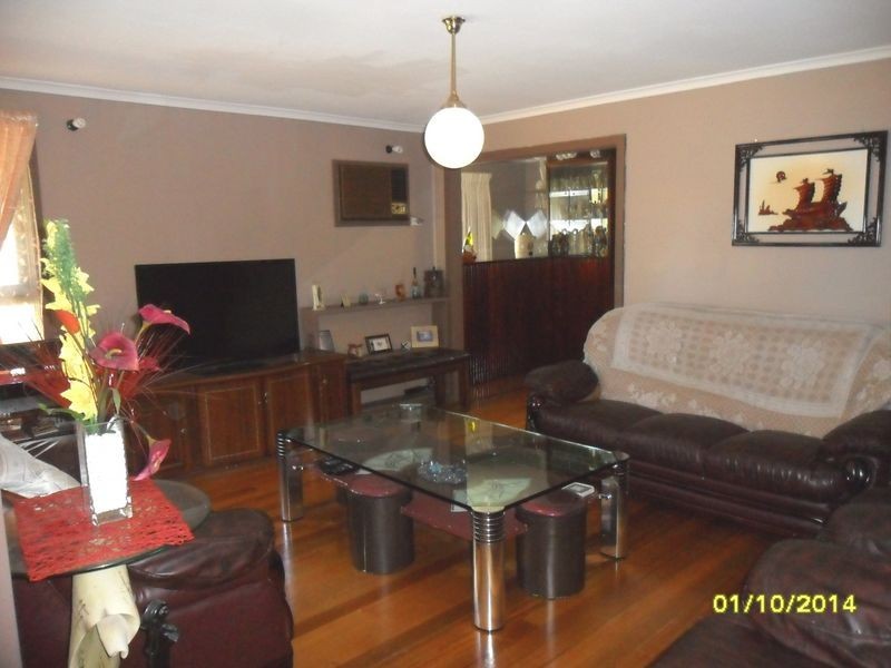 27 Beauvorno Avenue, Keysborough VIC 3173