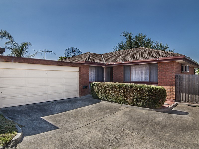 2/8 Fairbank Road, Clayton South VIC 3169