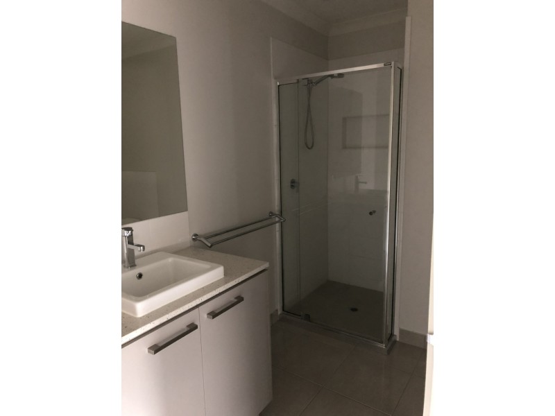 4 Curved Trunk Road, Officer VIC 3809