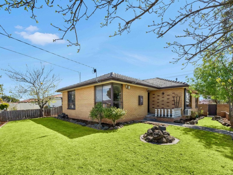 7 Turramurra Drive, Keysborough VIC 3173