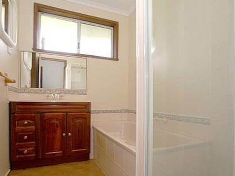 9 Wynette Close, Hampton Park VIC 3976