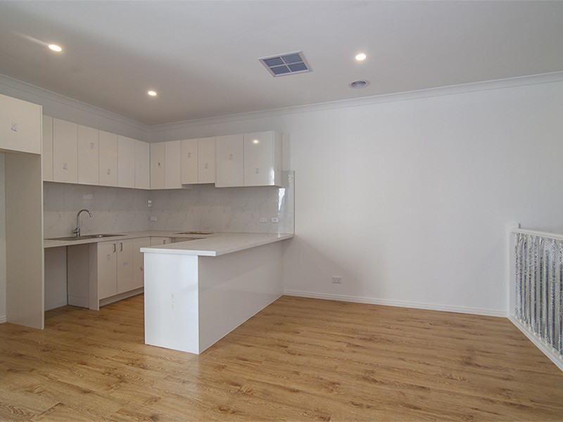 2/19 Agnes Street, Noble Park VIC 3174