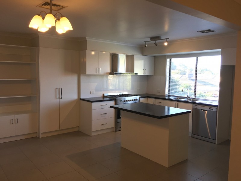 20 Cochrane Ave, Keysborough VIC 3173