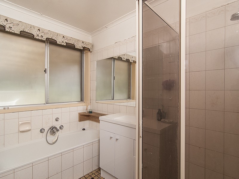 30 Saxonwood Drive, Narre Warren VIC 3805