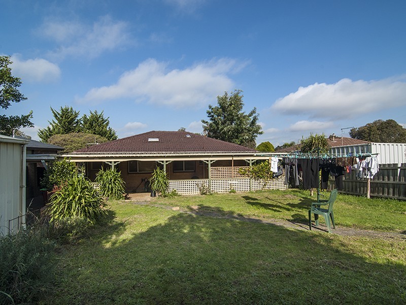 30 Saxonwood Drive, Narre Warren VIC 3805