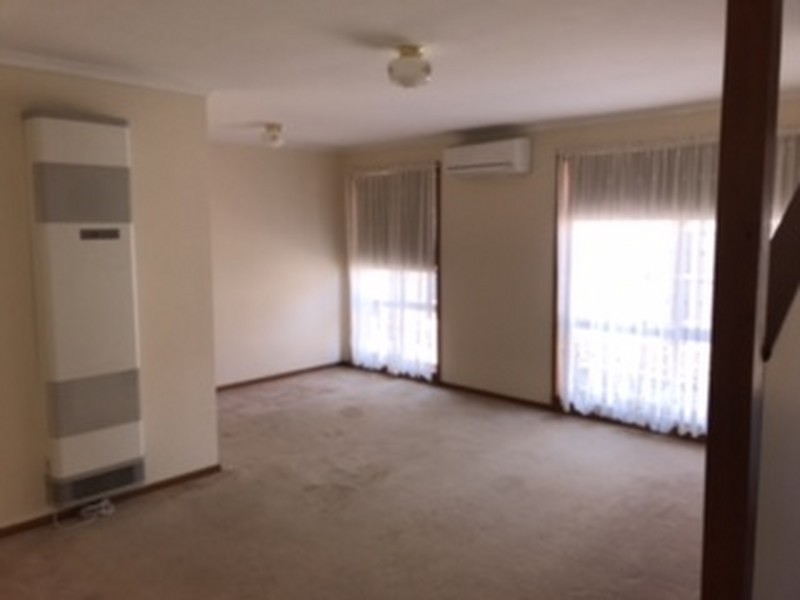 1/148 Lightwood Road, Noble Park VIC 3174