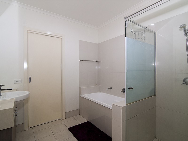 49/21 Kingfisher Drive, Doveton VIC 3177