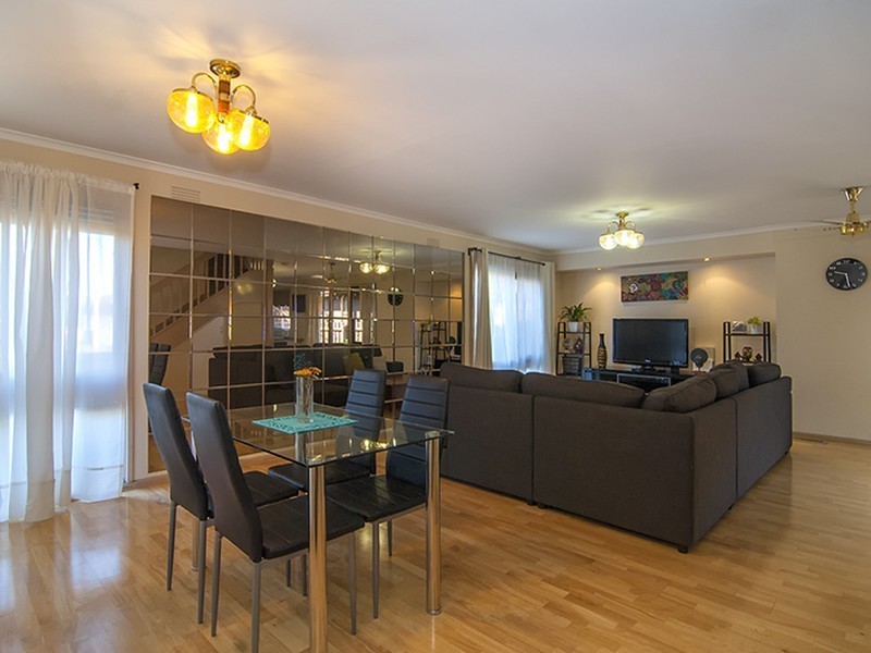 17 Turramurra Drive, Keysborough VIC 3173