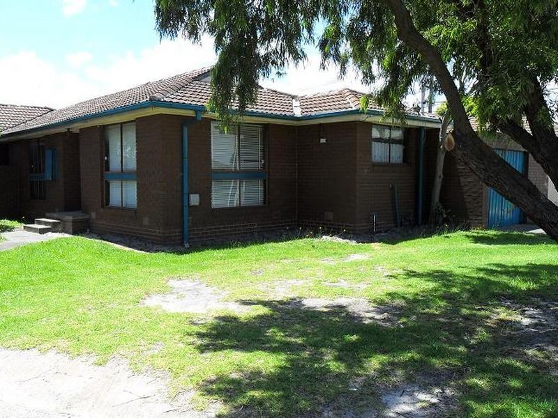 1/3 Henderson Road, Keysborough VIC 3173