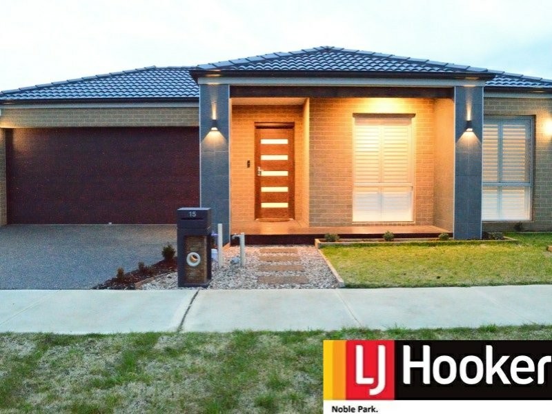 15 Just Joey Drive, Beaconsfield VIC 3807