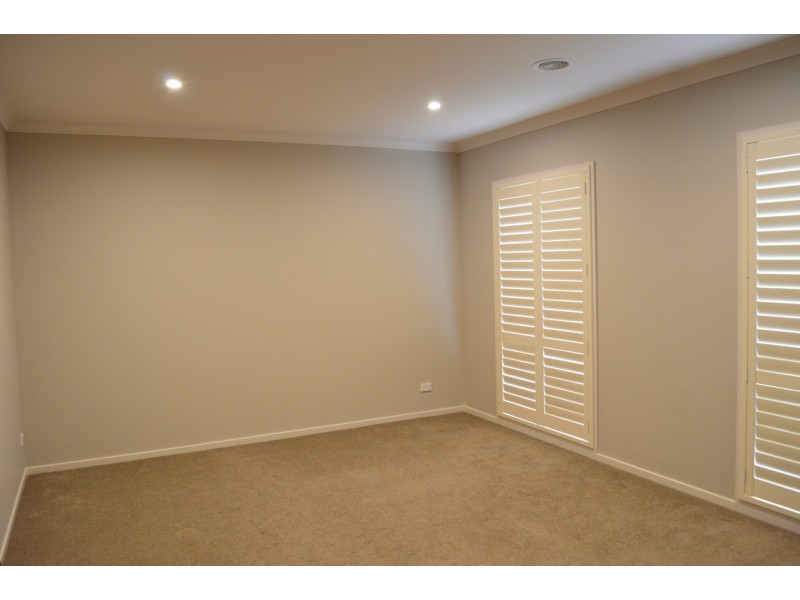 15 Just Joey Drive, Beaconsfield VIC 3807