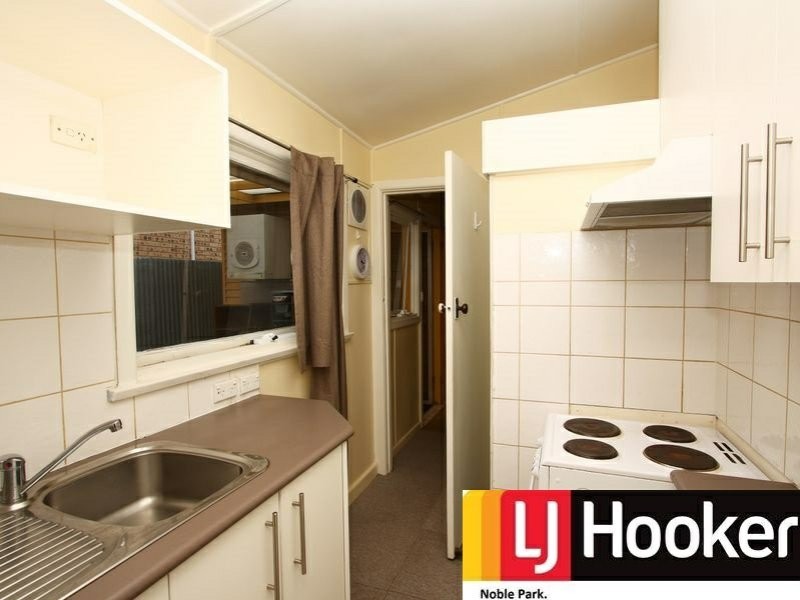 1/10 Liege Avenue, Noble Park VIC 3174