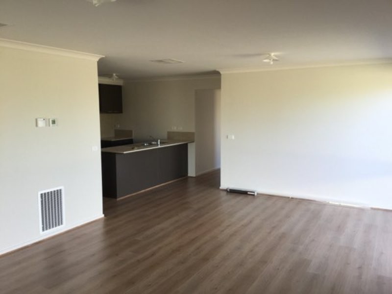 5 Double Delight Drive, Beaconsfield VIC 3807