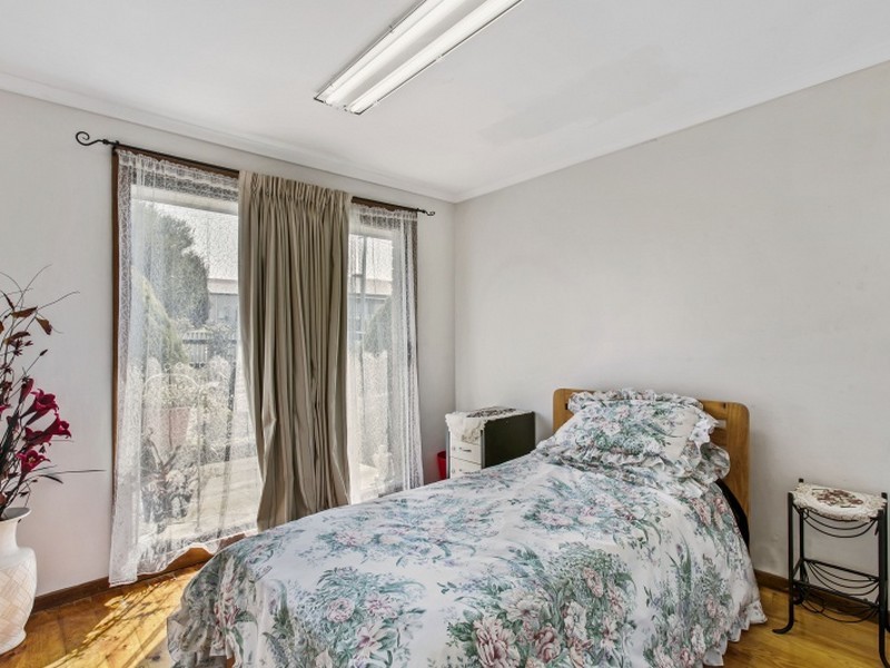 14 Fitzgerald Road, Hallam VIC 3803