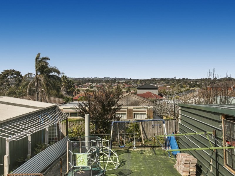 14 Fitzgerald Road, Hallam VIC 3803