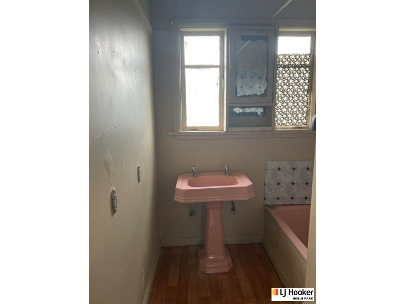 1/114 Kelvinside Road, Noble Park VIC 3174