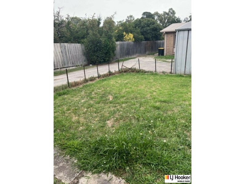 1/114 Kelvinside Road, Noble Park VIC 3174